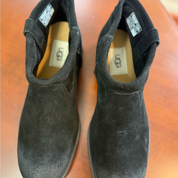 NWOT - UGG Josefene Cuff Boots- Black Suede Leather - size 8.5 - Picture 8 of 13